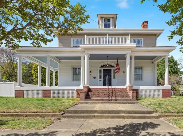 317 55th St, Newport News, VA 23607