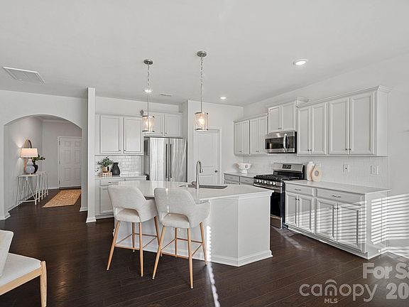 5th image of 17519 Snug Harbor Rd