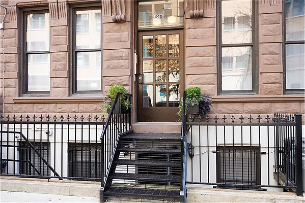 Rented by Compass | media 15