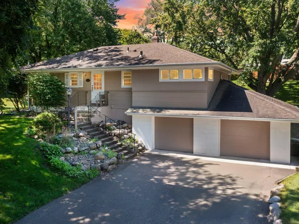 5412 Kimberly Rd, Minnetonka, MN 55345