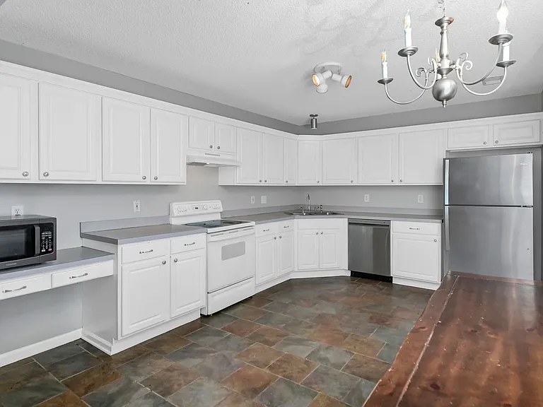 109 Gibson Forest Dr — Photo 12