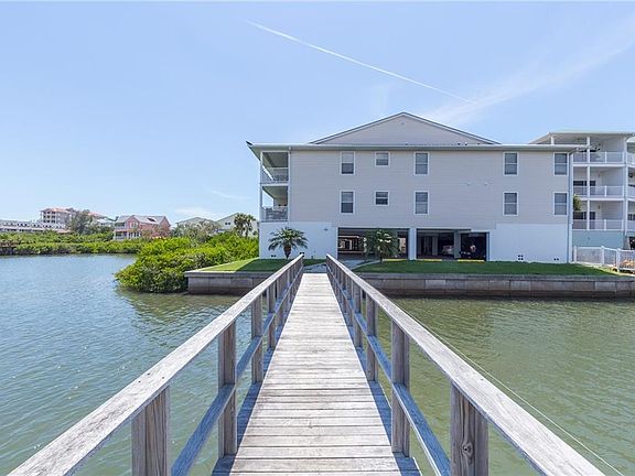 3rd image of 19811 Gulf Blvd APT 307