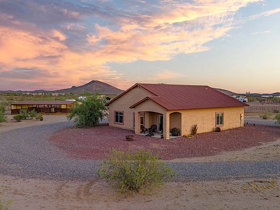 3rd image of 51921 N 461 Avenue