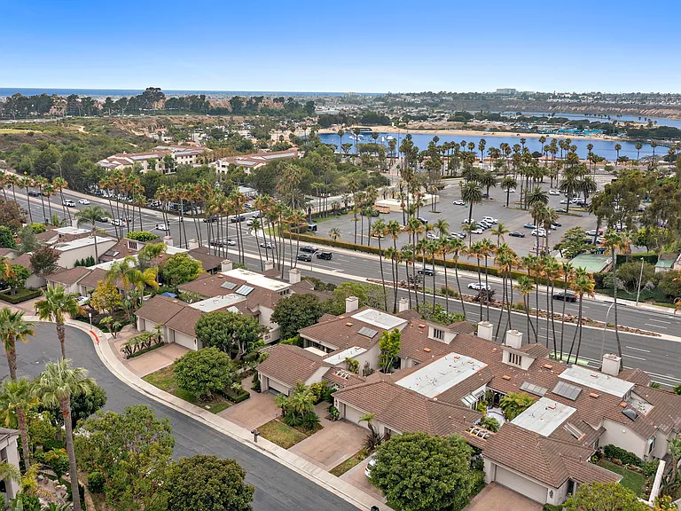 15 Sea Cove Ln #3 — Photo 60