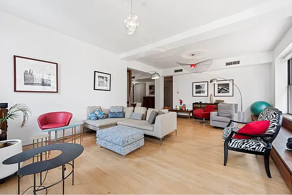 Rented by Douglas Elliman | media 14