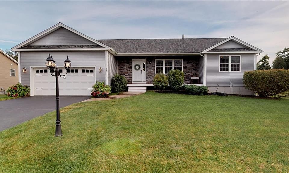 1st image of 56 Sophia Ct