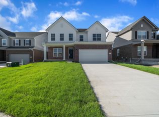 8454 Pioneer St, Washington, MI 48094