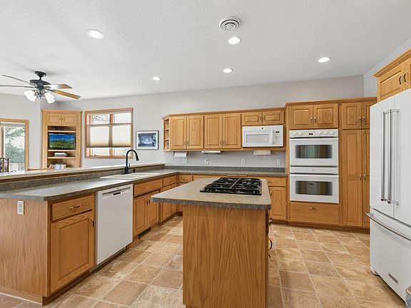 4th image of 7646 Isaak Ave NW