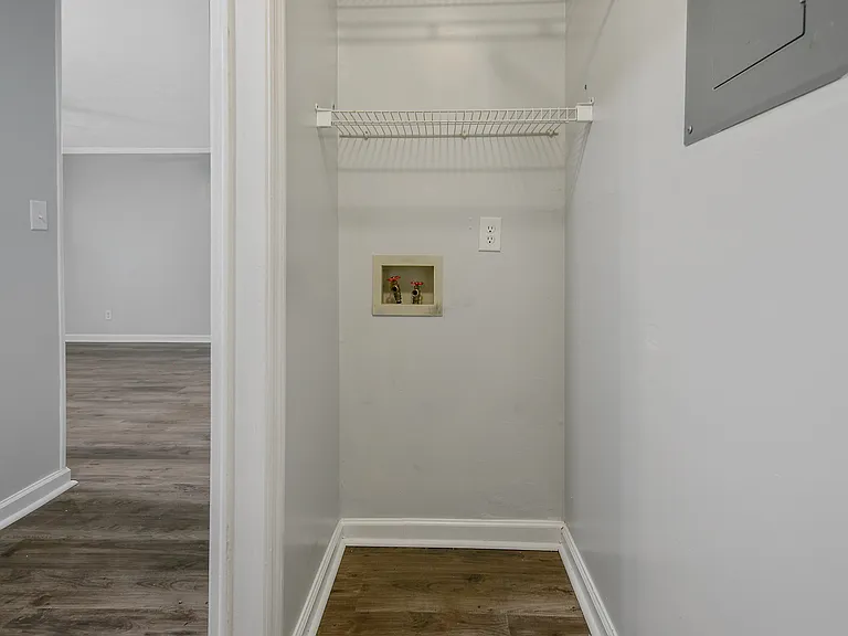 295 Warton Ln #7 — Photo 11