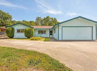 6613 Victoria St, Lucerne, CA 95458