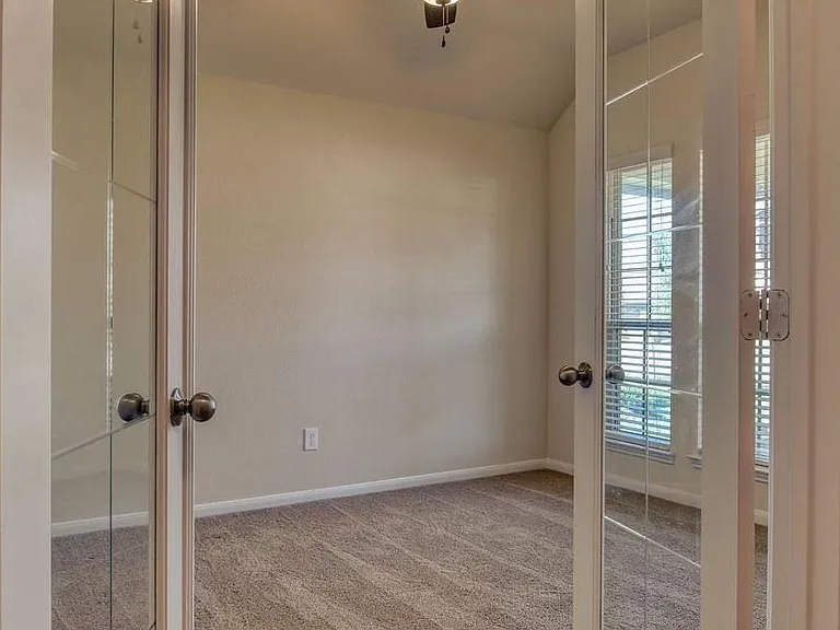 32659 Timber Point Dr — Photo 10