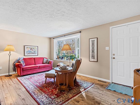 2nd image of 400 Germantown Rd