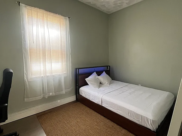 125 S 9th St #2 — Photo 13