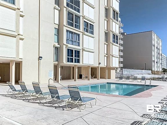 4th image of 1007 W Beach Blvd APT 83