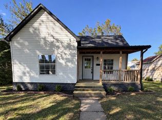 703 E 17th St, Sedalia, MO 65301