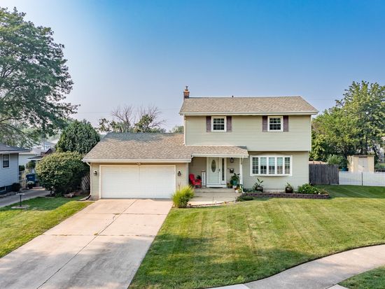 723 211th St, Dyer, IN 46311