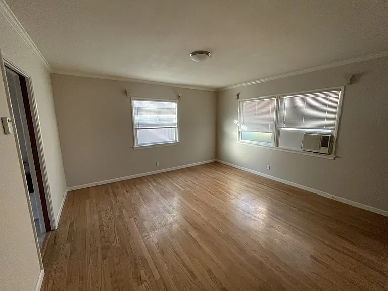 3311 W Alameda Ave E — Photo 9