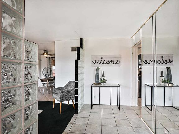 4th image of 1123 Midiron Ave
