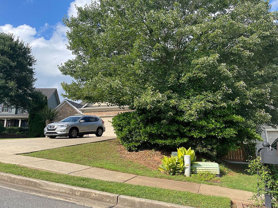 2nd image of 329 Laurel Glen Xing