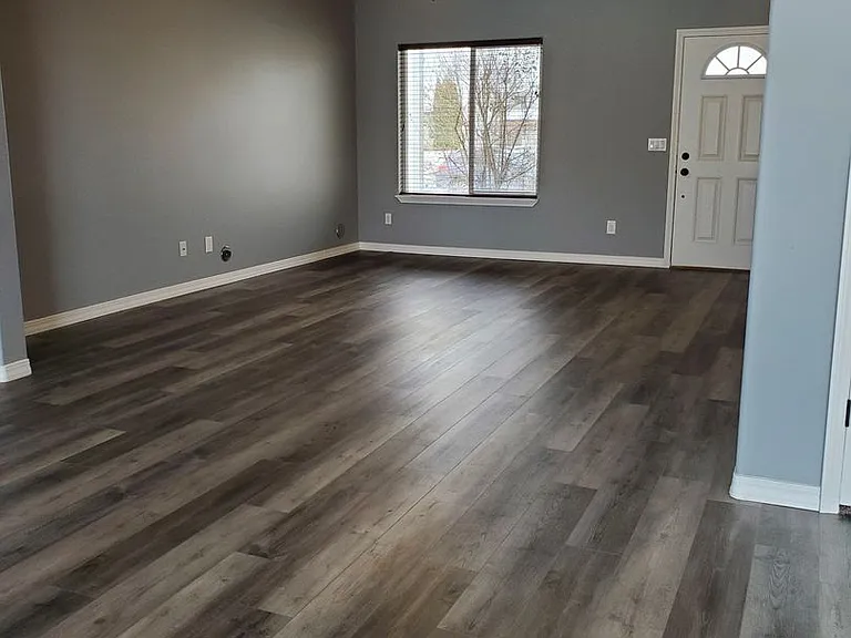 4615 W Princetown Ln — Photo 2
