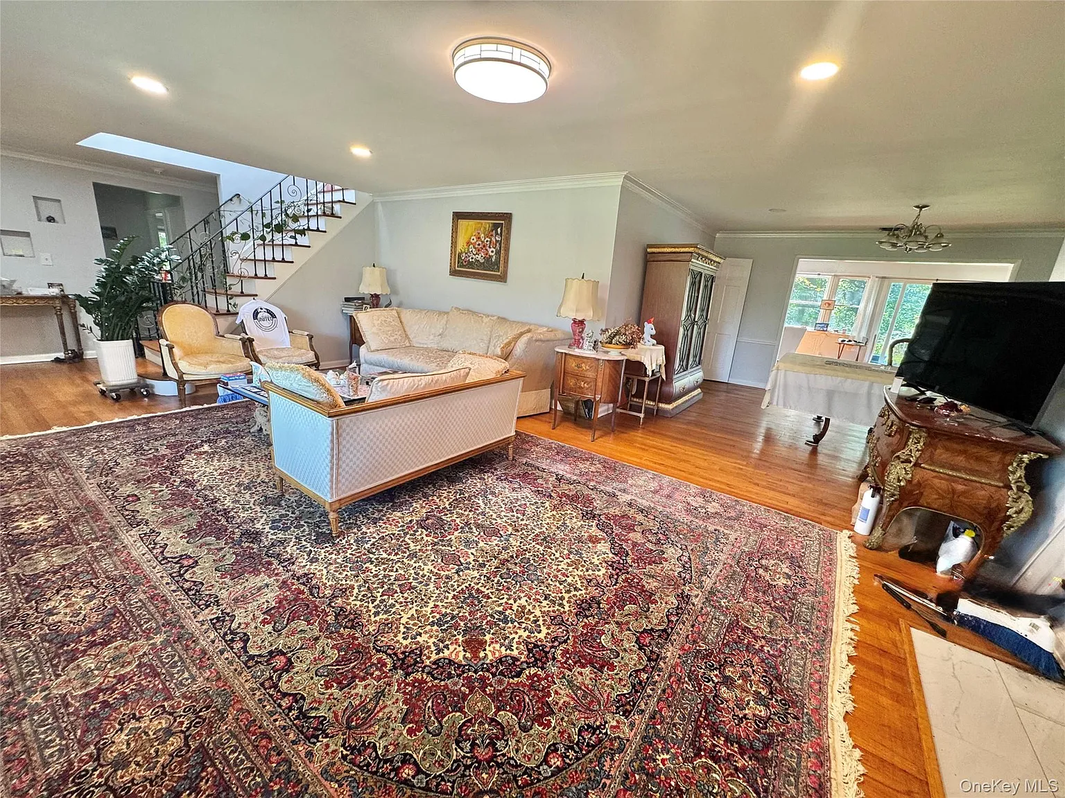 5 bed, 3.5 bath, 3205 sqft, $9,980 — Photo 1
