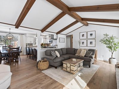 3551 Lilac Ln, Minnetonka, MN, 55345