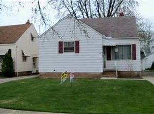 5470 Oakwood Ave, Maple Heights, OH