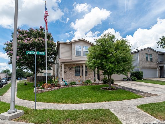 4th image of 105 Gatewood