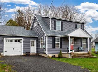 62 Glastonbury Ave, Rocky Hill, CT 06067