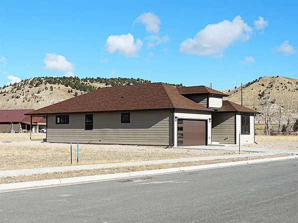 44 Prosperity St, Anaconda, MT 59711