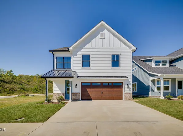 2054 Brickyard Park Dr, Kingsport, NC 37660
