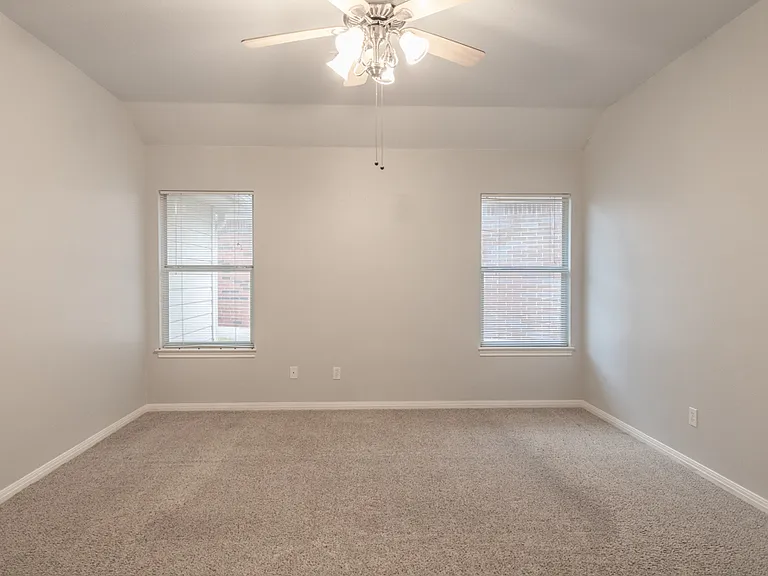 8214 Cornerwood Dr — Photo 29