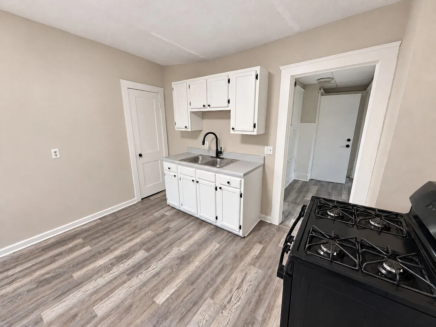 Freshly Updated 3-Bedroom Upper Unit with New Hardwood Floors at 3826 E. 78th St.! — Photo 4