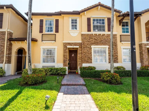 9237 SW 227th St Unit 6, Cutler Bay, FL 33190
