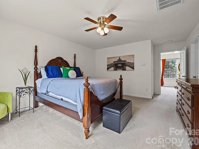 409 Elizabeth Valley Ln — Photo 21