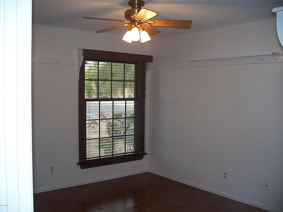 1st image of 351 S Moreno Cir