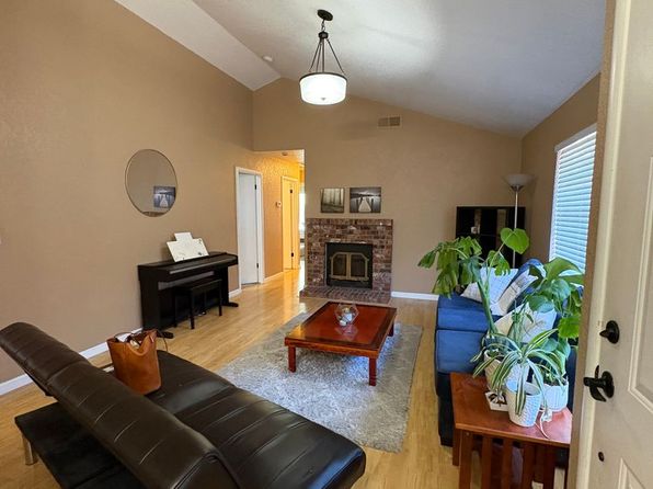 4465 Sunrise Ct