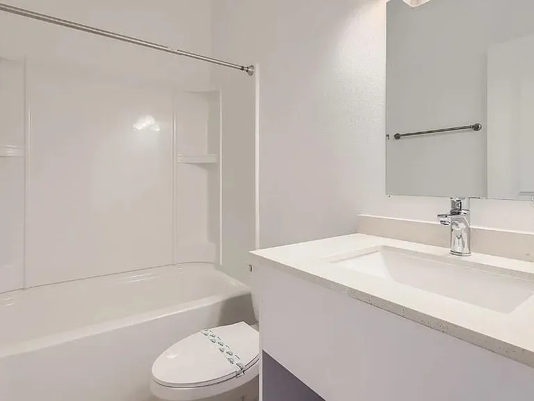 1213 Southstation Pl #402 — Photo 13