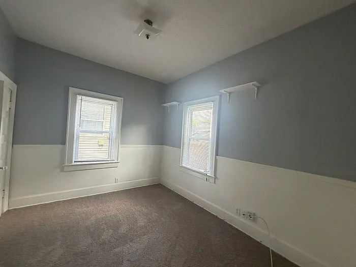 427 N Riley Ave — Photo 13