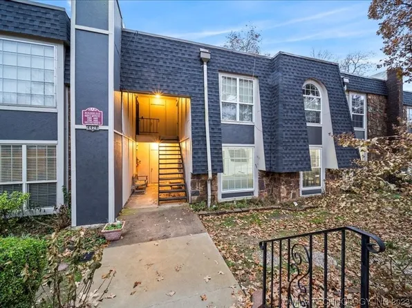 4428 E 68th St Unit 383, Tulsa, OK 74136