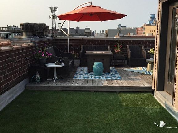 Private Rooftop Deck