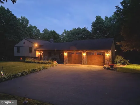 172 Tapeworm Rd, New Bloomfield, PA 17068