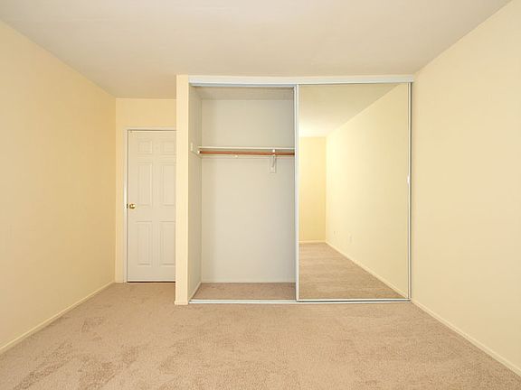 5th image of 408 Grant Ave APT 105