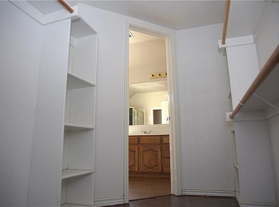 5th image of 1416 Tudor Dr