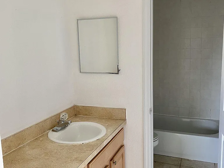 2914 NW 55th Ave #1D — Photo 15