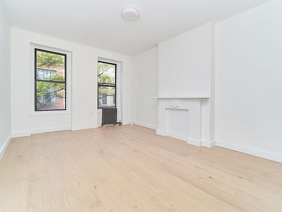 4th image of 318 E 90th St APT 2E