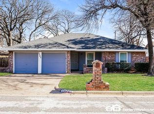 5705 Cedar Ridge Dr, Arlington, TX 76017