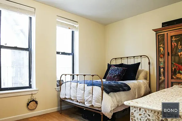 Rented by Bond New York | media 16