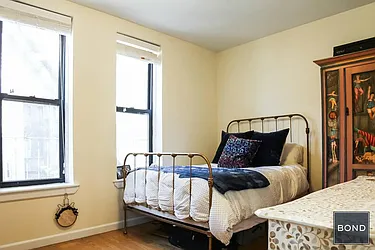 Rented by Bond New York