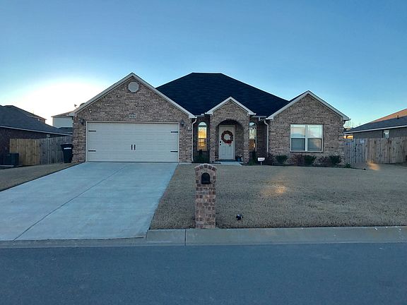 2nd image of 5801 Little Elm Ln